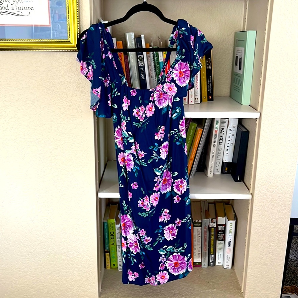 Never worn criss cross dress size small
